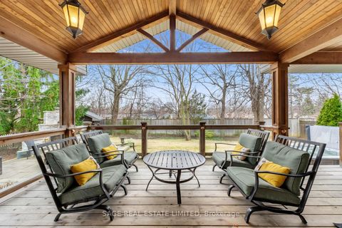 Photo 41 at 31 Ashwood Crescent, Rosethorn, Toronto