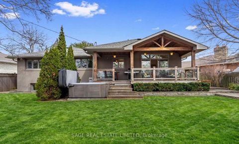 Photo 47 at 31 Ashwood Crescent, Rosethorn, Toronto