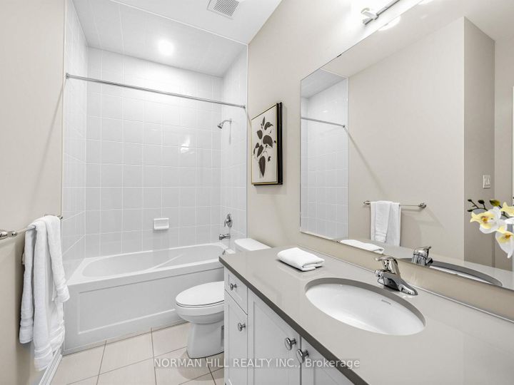 Photo 13 at 120 Antibes Drive, Credit Valley, Brampton