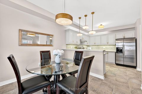 Photo 9 at 2 Adam Ernst Court, Vellore Village, Vaughan