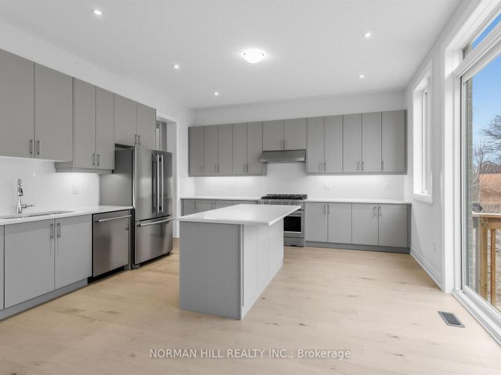 Photo 6 at 123 Antibes Drive, Credit Valley, Brampton