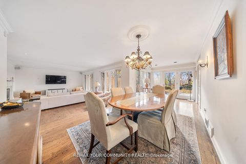 Photo 12 at 154 Old Yonge Street, Windfields, Toronto