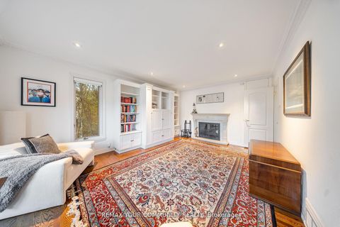 Photo 15 at 154 Old Yonge Street, Windfields, Toronto