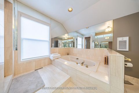 Photo 29 at 154 Old Yonge Street, Windfields, Toronto