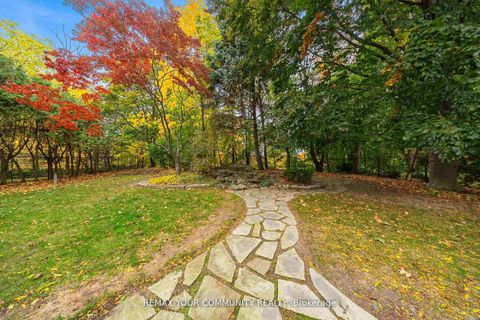 Photo 41 at 154 Old Yonge Street, Windfields, Toronto