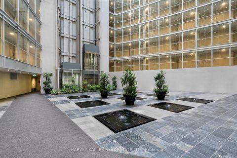 Photo 26 at 803 - 650 Queens Quay W, Waterfront Communities C1, Toronto