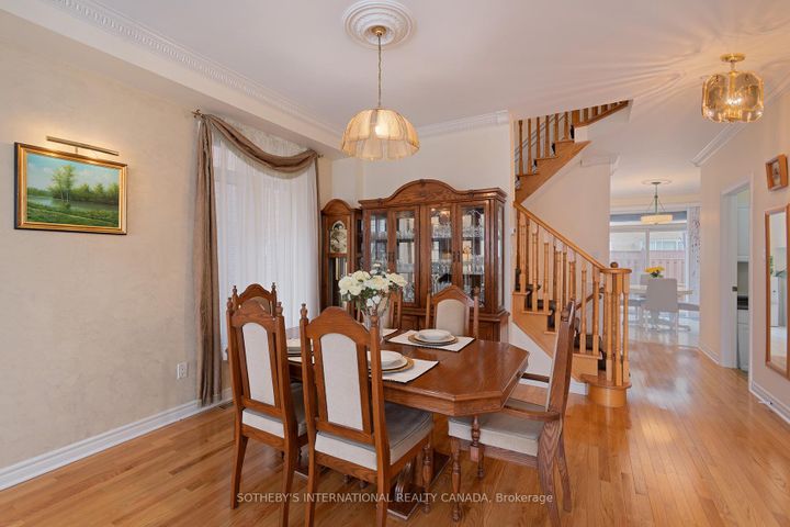 Photo 6 at 30 Bologna Road, Vellore Village, Vaughan