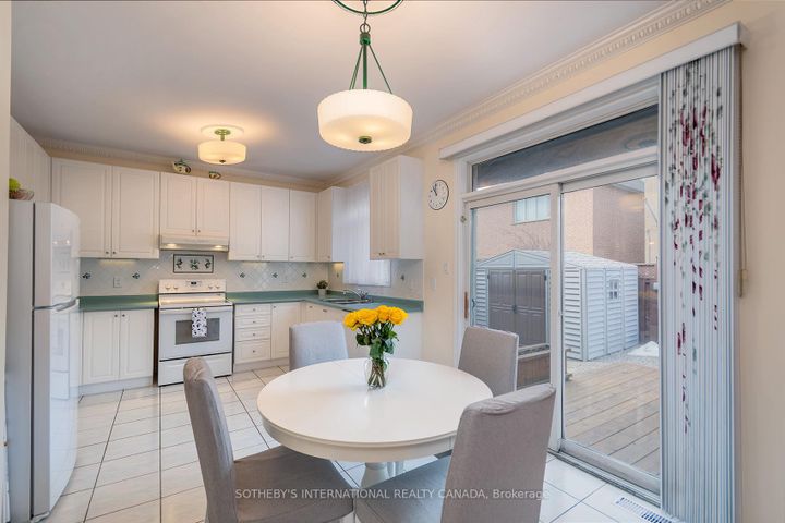 Photo 9 at 30 Bologna Road, Vellore Village, Vaughan