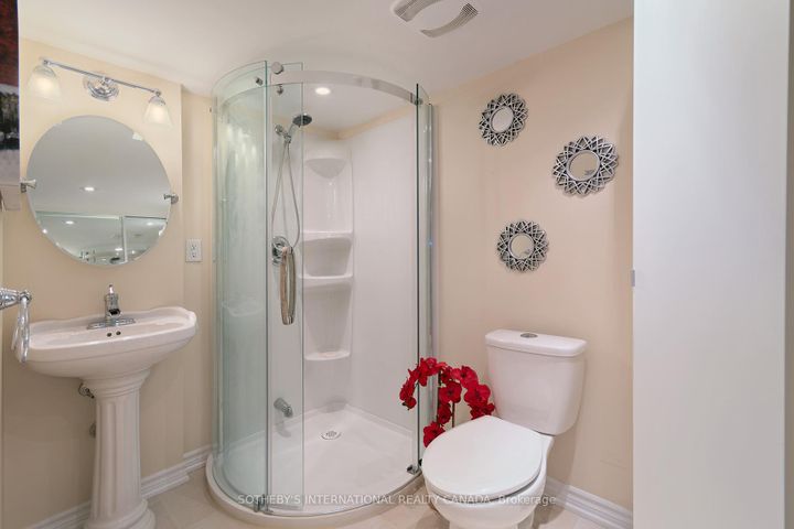 Photo 30 at 30 Bologna Road, Vellore Village, Vaughan