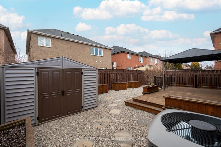 Photo 37 at 30 Bologna Road, Vellore Village, Vaughan