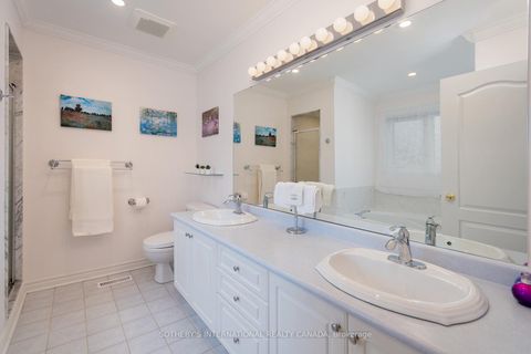 Photo 16 at 30 Bologna Road, Vellore Village, Vaughan