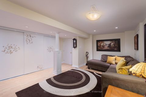 Photo 24 at 30 Bologna Road, Vellore Village, Vaughan