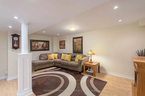 Photo 27 at 30 Bologna Road, Vellore Village, Vaughan