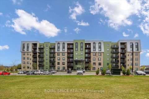 Photo 32 at 101 - 5 Chef Lane, Bayshore, Barrie