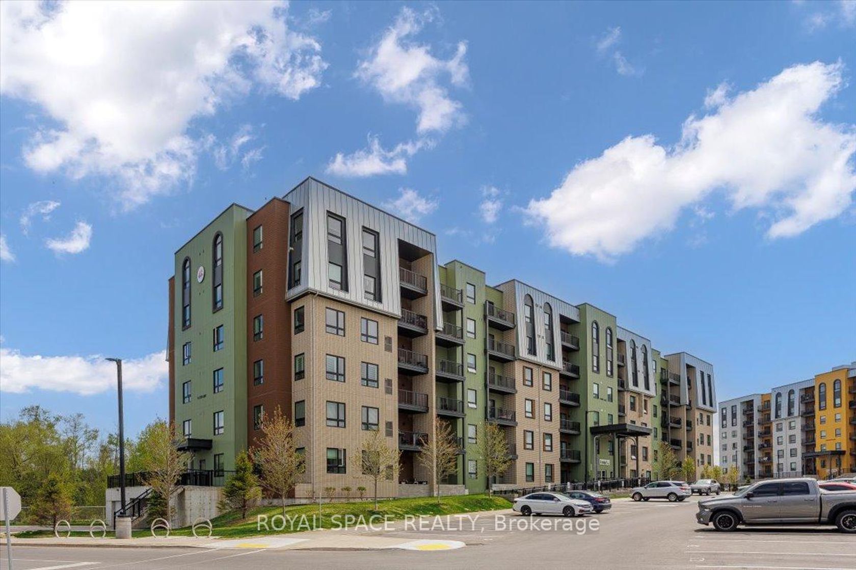 101 - 5 Chef Lane, Bayshore, Barrie photo number 2