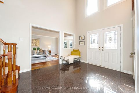 Photo 4 at 382 Elgin Mills Road W, Westbrook, Richmond Hill