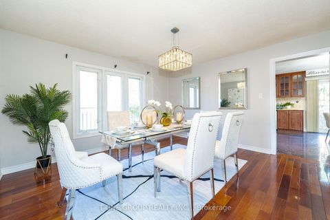 Photo 10 at 382 Elgin Mills Road W, Westbrook, Richmond Hill