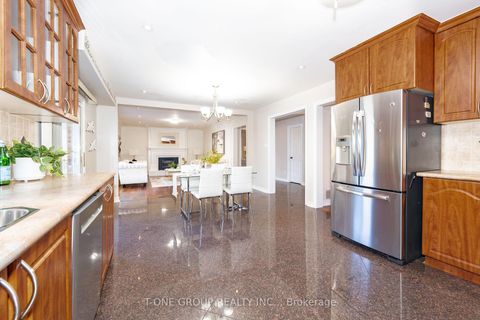 Photo 16 at 382 Elgin Mills Road W, Westbrook, Richmond Hill