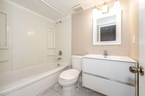 Photo 41 at 382 Elgin Mills Road W, Westbrook, Richmond Hill