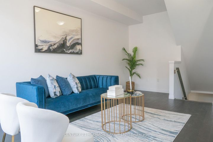 Photo 3 at 258 - 30 Times Square Boulevard, Stoney Creek Mountain, Hamilton