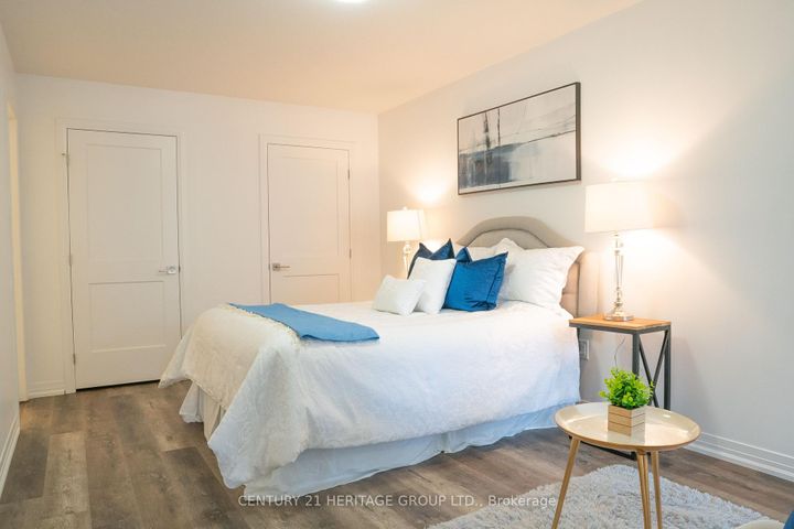 Photo 7 at 258 - 30 Times Square Boulevard, Stoney Creek Mountain, Hamilton