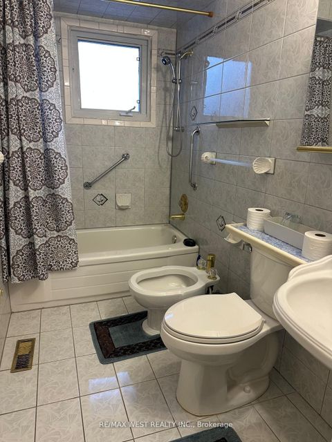 Photo 21 at 74 Elana Drive, Jane Heights, Toronto