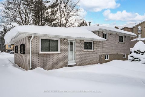 Photo 9 at 223 Phillips Street, Ardagh, Barrie