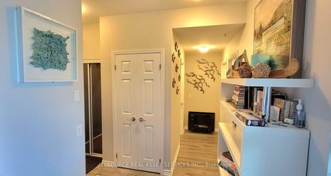 Photo 7 at 301 - 11611 Yonge Street, Jefferson, Richmond Hill