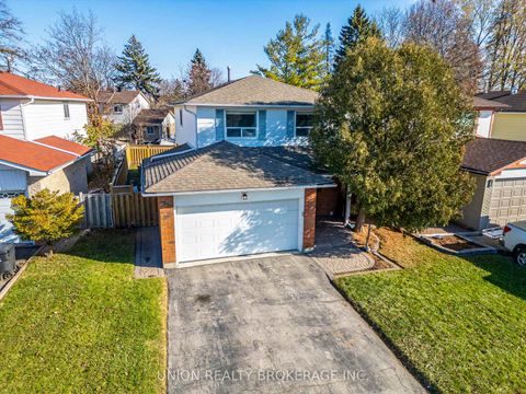 Photo 1 at 85 La Peer Boulevard, L'Amoreaux, Toronto