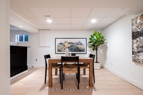 Photo 34 at 85 La Peer Boulevard, L'Amoreaux, Toronto