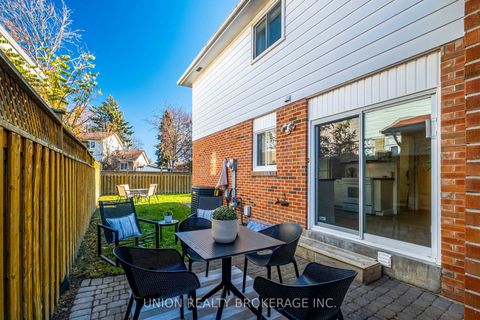 Photo 38 at 85 La Peer Boulevard, L'Amoreaux, Toronto