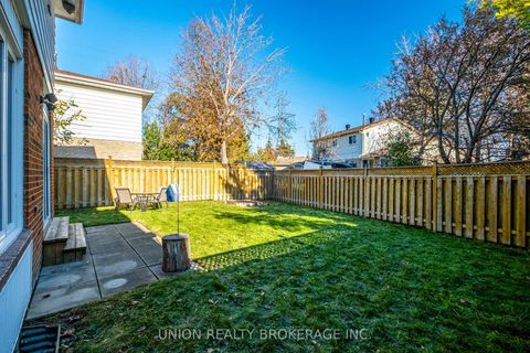 Photo 41 at 85 La Peer Boulevard, L'Amoreaux, Toronto