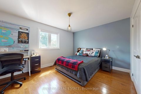 Photo 24 at 1031 Lake Drive N, Historic Lakeshore Communities, Georgina