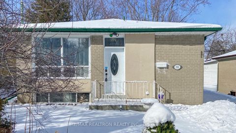 Photo 8 at 132 Porchester Drive, Woburn, Toronto