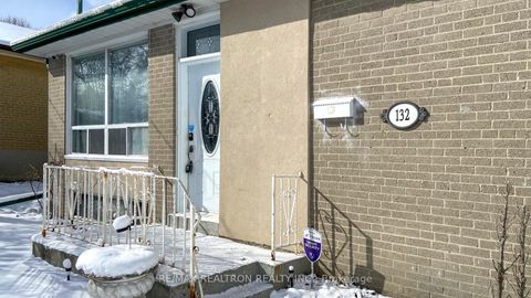 Photo 10 at 132 Porchester Drive, Woburn, Toronto