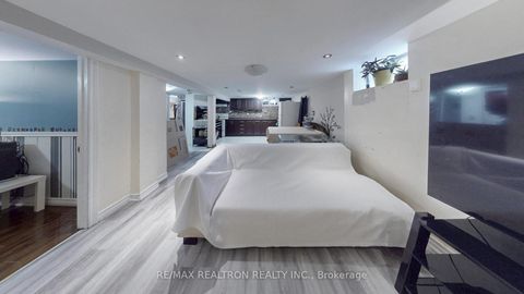 Photo 32 at 132 Porchester Drive, Woburn, Toronto