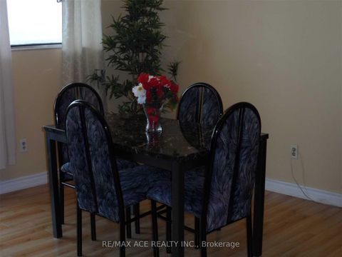 Photo 7 at 906 - 2130 Weston Road, Mount Dennis, Toronto