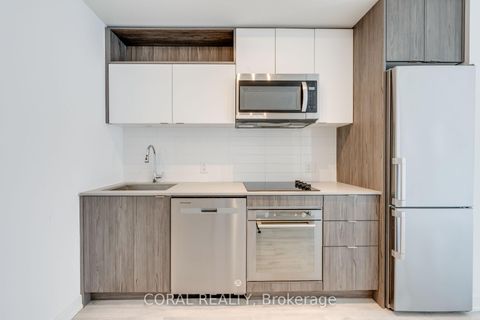 Photo 6 at 347 - 60 PRINCESS Street, Waterfront Communities C8, Toronto