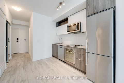 Photo 7 at 347 - 60 PRINCESS Street, Waterfront Communities C8, Toronto