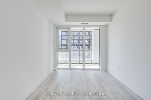 Photo 11 at 347 - 60 PRINCESS Street, Waterfront Communities C8, Toronto