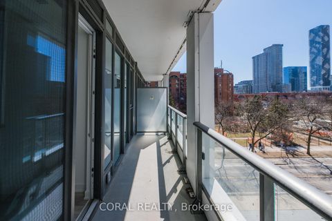 Photo 14 at 347 - 60 PRINCESS Street, Waterfront Communities C8, Toronto