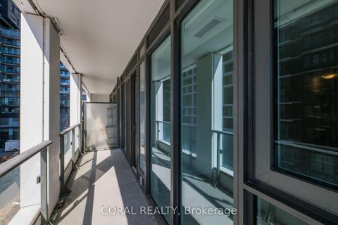 Photo 15 at 347 - 60 PRINCESS Street, Waterfront Communities C8, Toronto