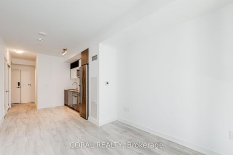 Photo 17 at 347 - 60 PRINCESS Street, Waterfront Communities C8, Toronto