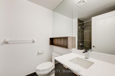 Photo 26 at 347 - 60 PRINCESS Street, Waterfront Communities C8, Toronto