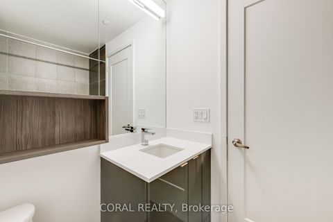 Photo 27 at 347 - 60 PRINCESS Street, Waterfront Communities C8, Toronto