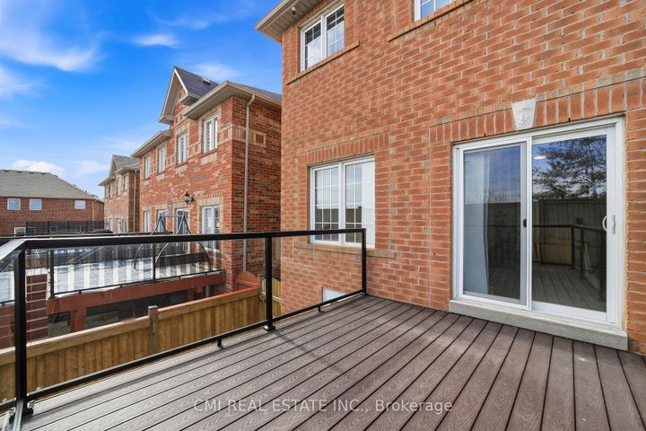 Photo 38 at 14 Gulfbrook Circle, Wellington, Brampton