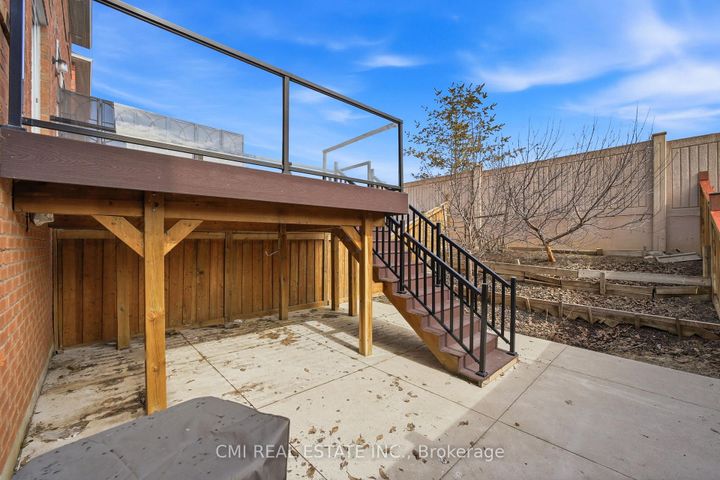 Photo 39 at 14 Gulfbrook Circle, Wellington, Brampton