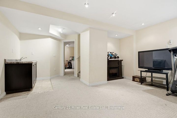 Photo 26 at 4827 Columbus Drive, Alton, Burlington