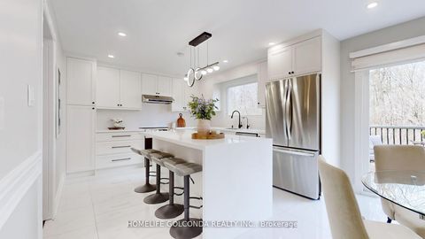 Photo 11 at 310 Airdrie Drive, East Woodbridge, Vaughan