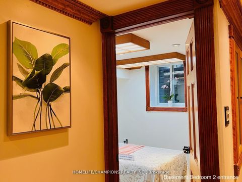 Photo 13 at 291 St Clair Avenue E, Moore Park, Toronto